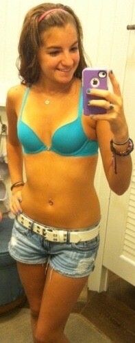 OMG I just want to wreck this chick.