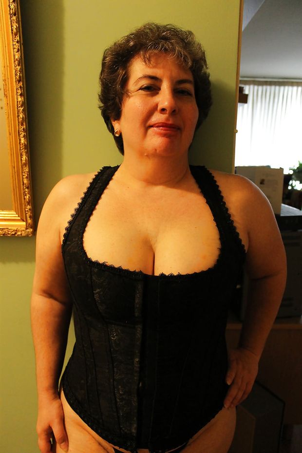 Jewish Mom Slut