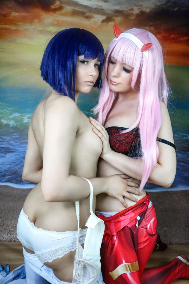 Ichigo and Zero Two