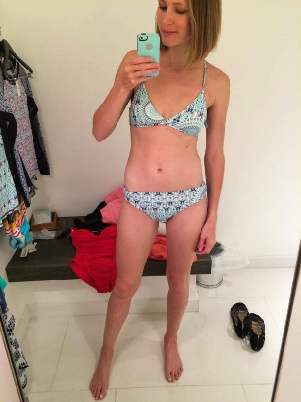mom bikini selfie