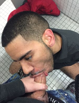 In public restorooms you can have best blowjobs ever