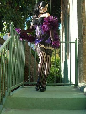 Shayla Corpse has all the goth emo stylez as dressed is super cute gothic belesuq show bimbom wear - SGB outfitt gothh