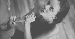 Alexis Adams cumshot on her pretty face