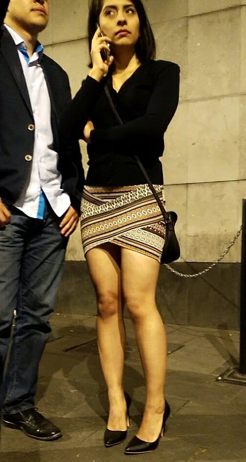 Sexy legs with Aztec Skirt