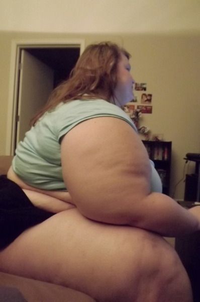 Huge arms SSBBW