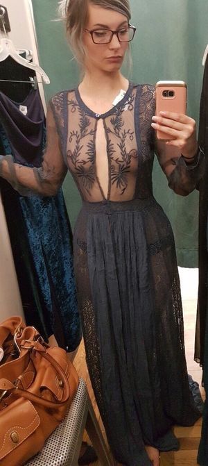 Chick with a ‘tude trying on lingerie