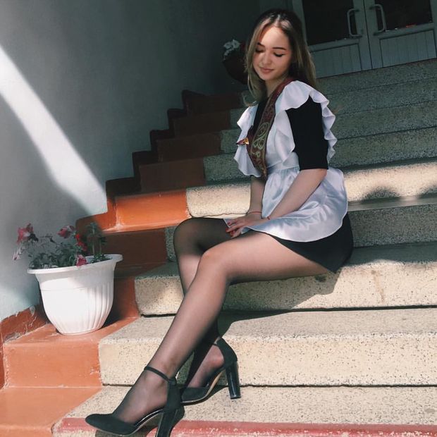 Russian teen is a schooldress