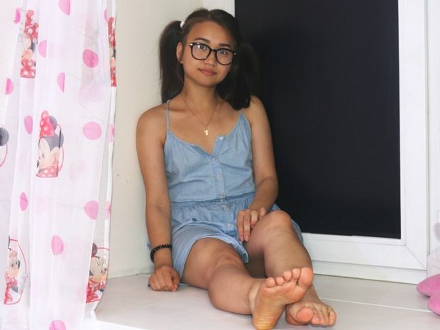 Worship My Pretty Asian Feet