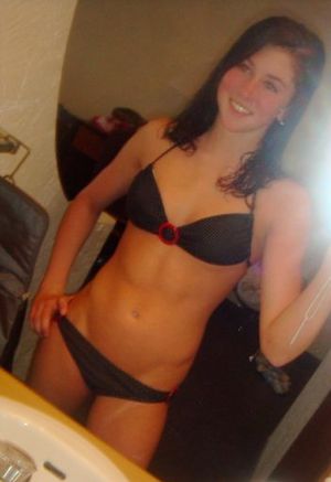 She's rock'n that shit!