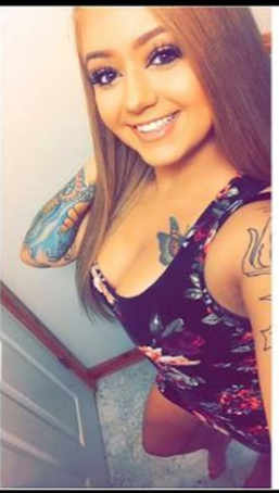 cute babe NN selfie