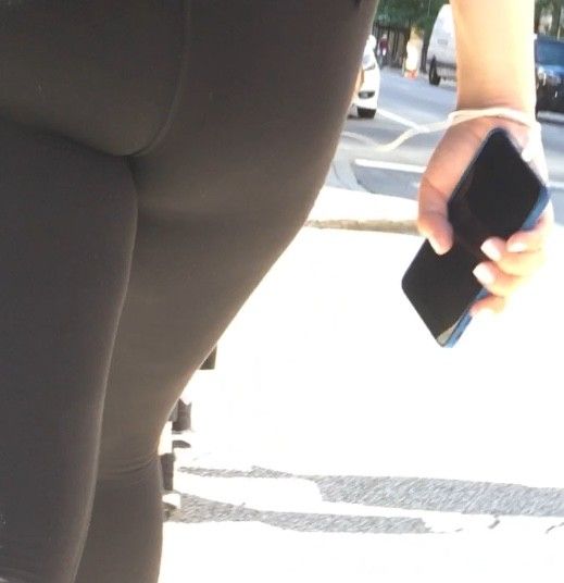 Teen leggings creep shot