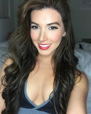 Carolina Gutierrez - very charmous