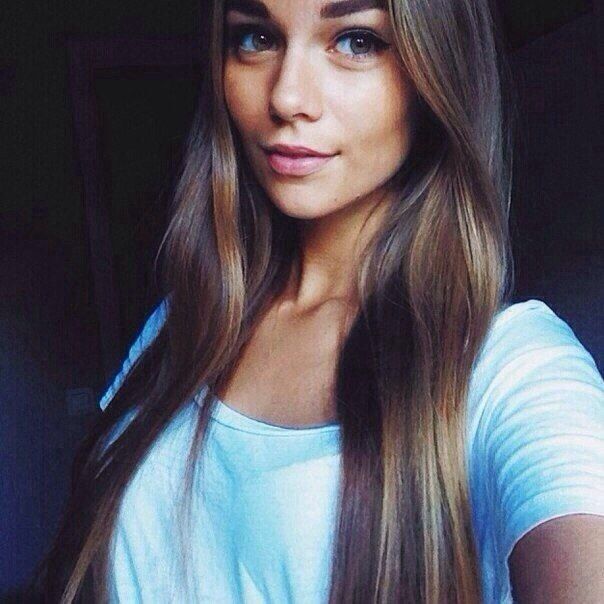 hot amateur selfie