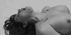 Licking her vagina always makes her come - Sexy Hot Curvy MILF Gif