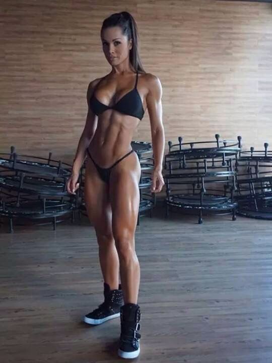 fitness model Fernanda D'avila