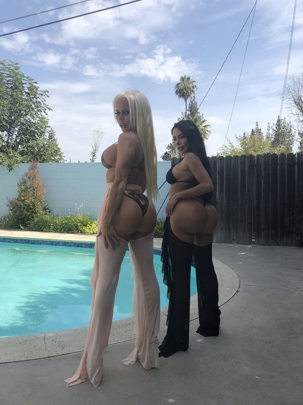 Nikki Delano and Lela Star