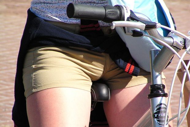 Bike seat cameltoe