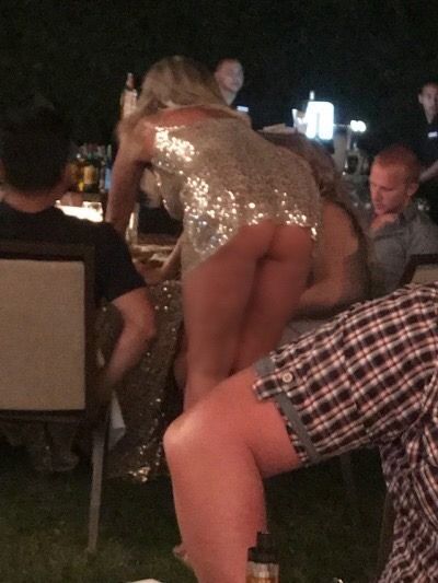 Nice ass peek