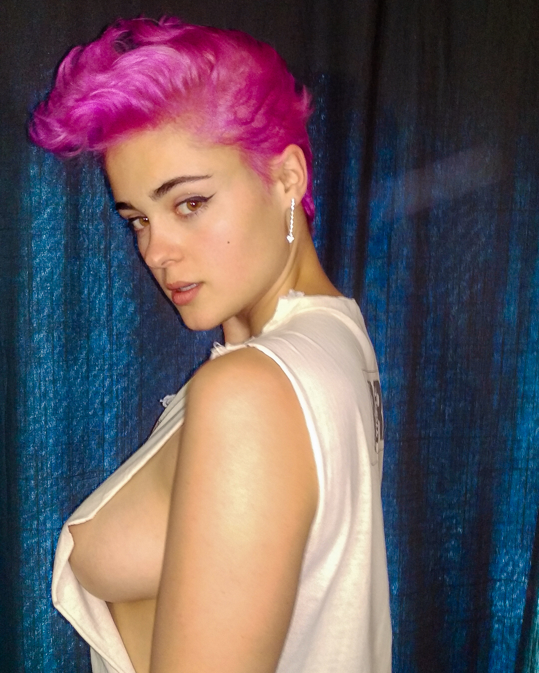 do the drapes match