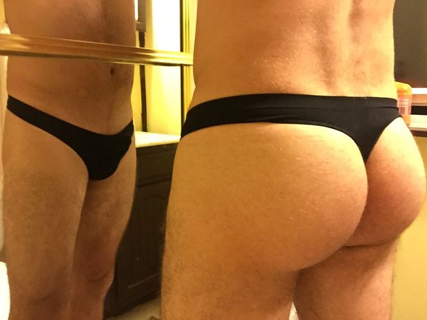 I am not a sissy... but i wanna look sexy and fuck sissys...