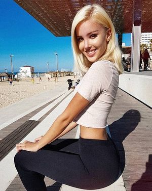 yoga pants