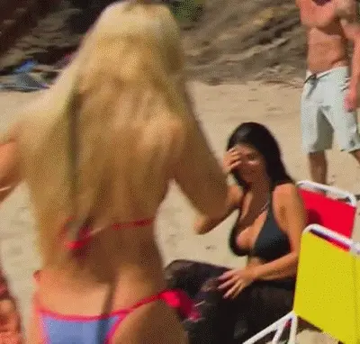 Mandis ass and rosas tits