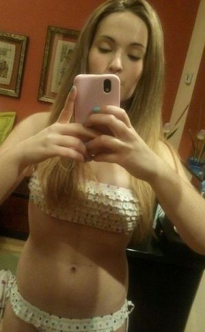 nasty teens like spaniard Noelua Herreros invading facebook for free autoexposure