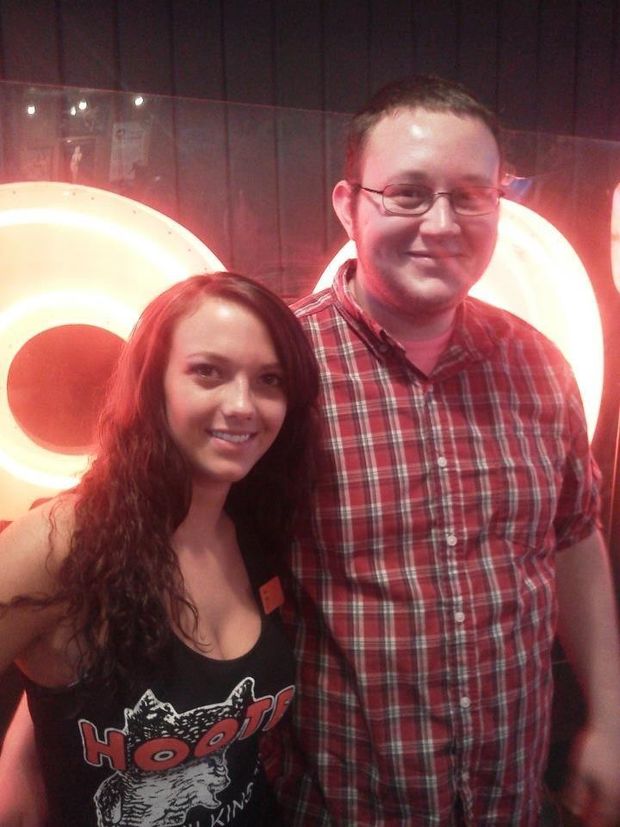 Hooters, Pittsburgh