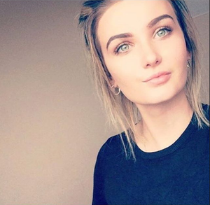 Lauren Hossack - very beautiful