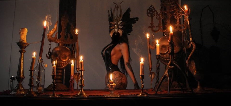 Evil Satantic Bitch With Curvs