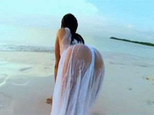 joanna crawls on beach