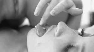 tasting her sweet discharge