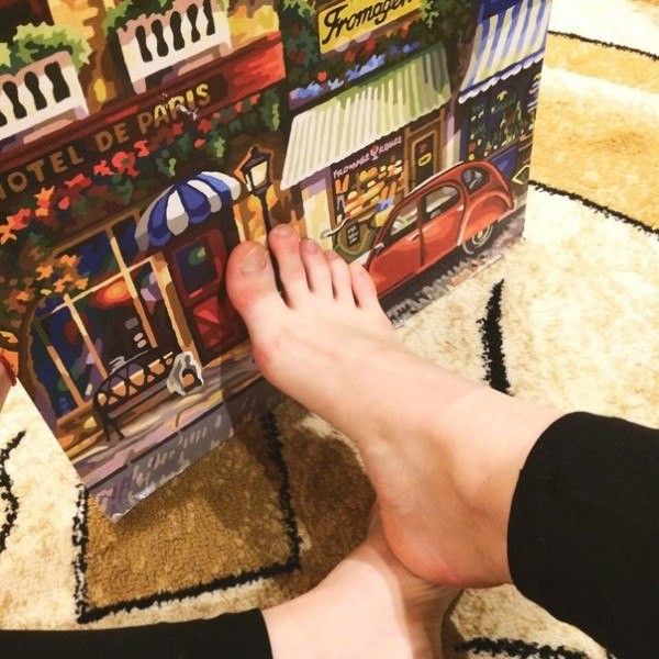 feet teen