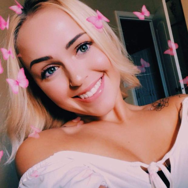Dana Lin Wattier is looking sexy sexy as hell