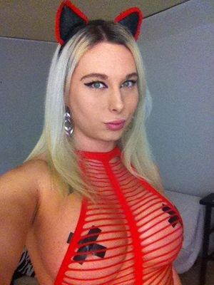 Ventura Slutson rocks like a rock star as strong hot slutty porn star fox, staring with daisy cute green eyes into your soul - SGB outfitt