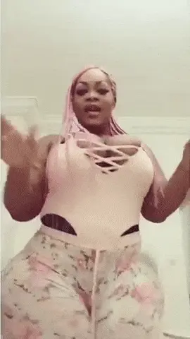 Eudoxie Yao in flower leggings dancing