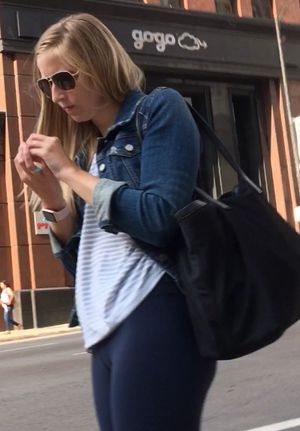 Teen leggings voyeur