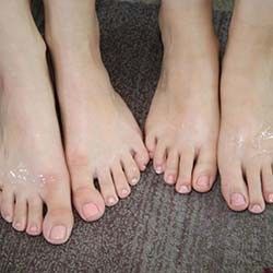 Cum on feet after sex and footjobs