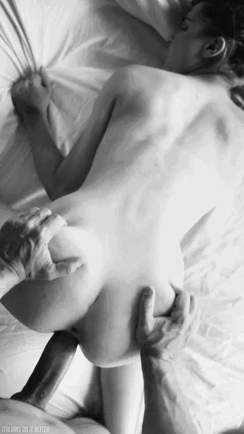 animated black_and_white female gif g(Describe your content)rl g(Describe your content)rls
