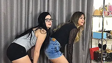 Mãe e filha burrinhas