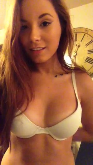 Horny amateur sexting on snapchat