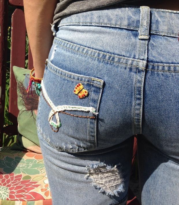 Amazing ass in tight jeans