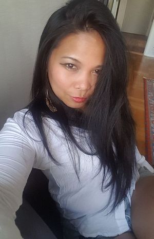 Sexy Philippines Lady With A Seductive Look In Her Eyes Saying "Fuck Me"