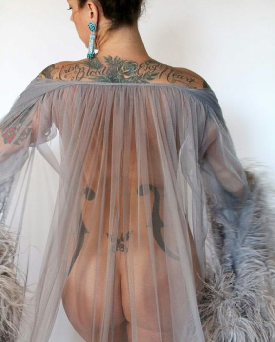 Danielle Colby 05