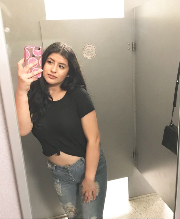 Latina selfie