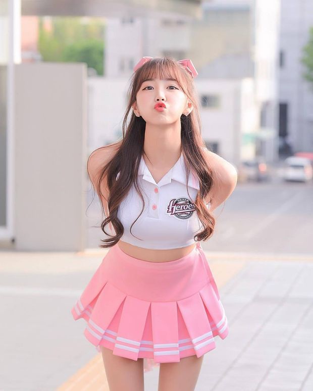 Pink Sailor