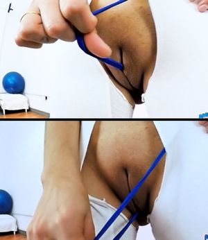 Esmeraldas shaved puffy pussy