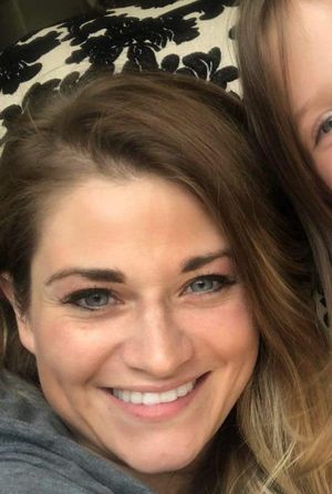 Maura Allen foster is looking sexy as hell