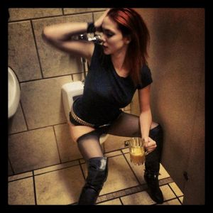 nicolemarieverschoor