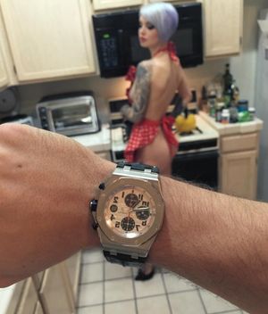 Pareidolia Suicide is a slut bimbo making you a sandwich with her short hair at Aunt Judy's kitchen - SGB